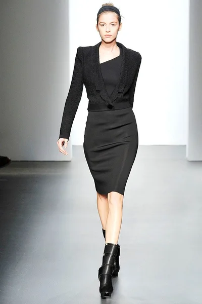 Look 12